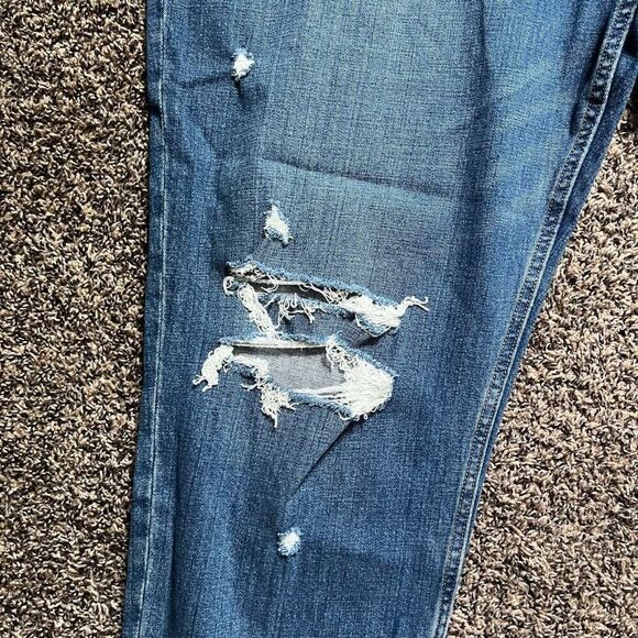 Abercrombie & Fitch The Mom Jeans Women's 36 / 22 Blue Cropped High Rise Distres - Picture 4 of 8